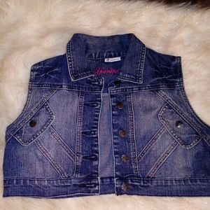Younique Crop Top Vest